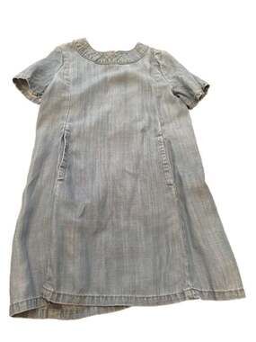 Vince Girls sz small 6/7 Blue Chambray Tencel Short Sleeve Shift Dress Pockets